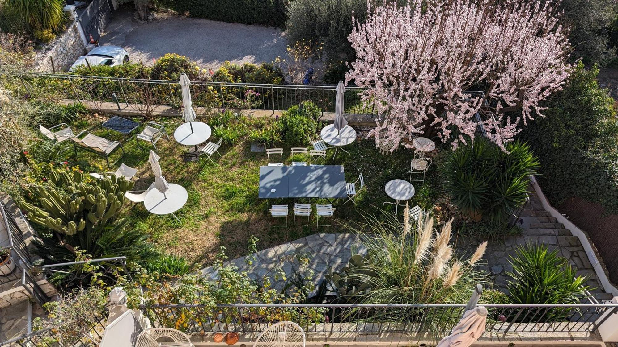 Le Mas D'Angeline, Vue Mer, Jardin Commun, Parking, Voiture Requise, 10 Min En Voiture De Monaco, Route Etroite, Pente Raide, Croisement Limite, Sea View, Shared Garden, Parking, Car Required, 10 Min Drive From Monaco, Narrow Steep Road, Limited Pass Beausoleil Esterno foto