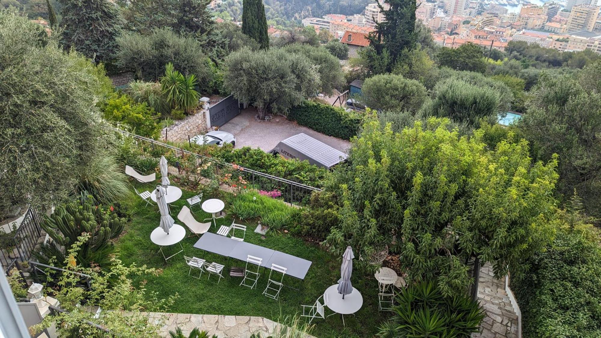Le Mas D'Angeline, Vue Mer, Jardin Commun, Parking, Voiture Requise, 10 Min En Voiture De Monaco, Route Etroite, Pente Raide, Croisement Limite, Sea View, Shared Garden, Parking, Car Required, 10 Min Drive From Monaco, Narrow Steep Road, Limited Pass Beausoleil Esterno foto