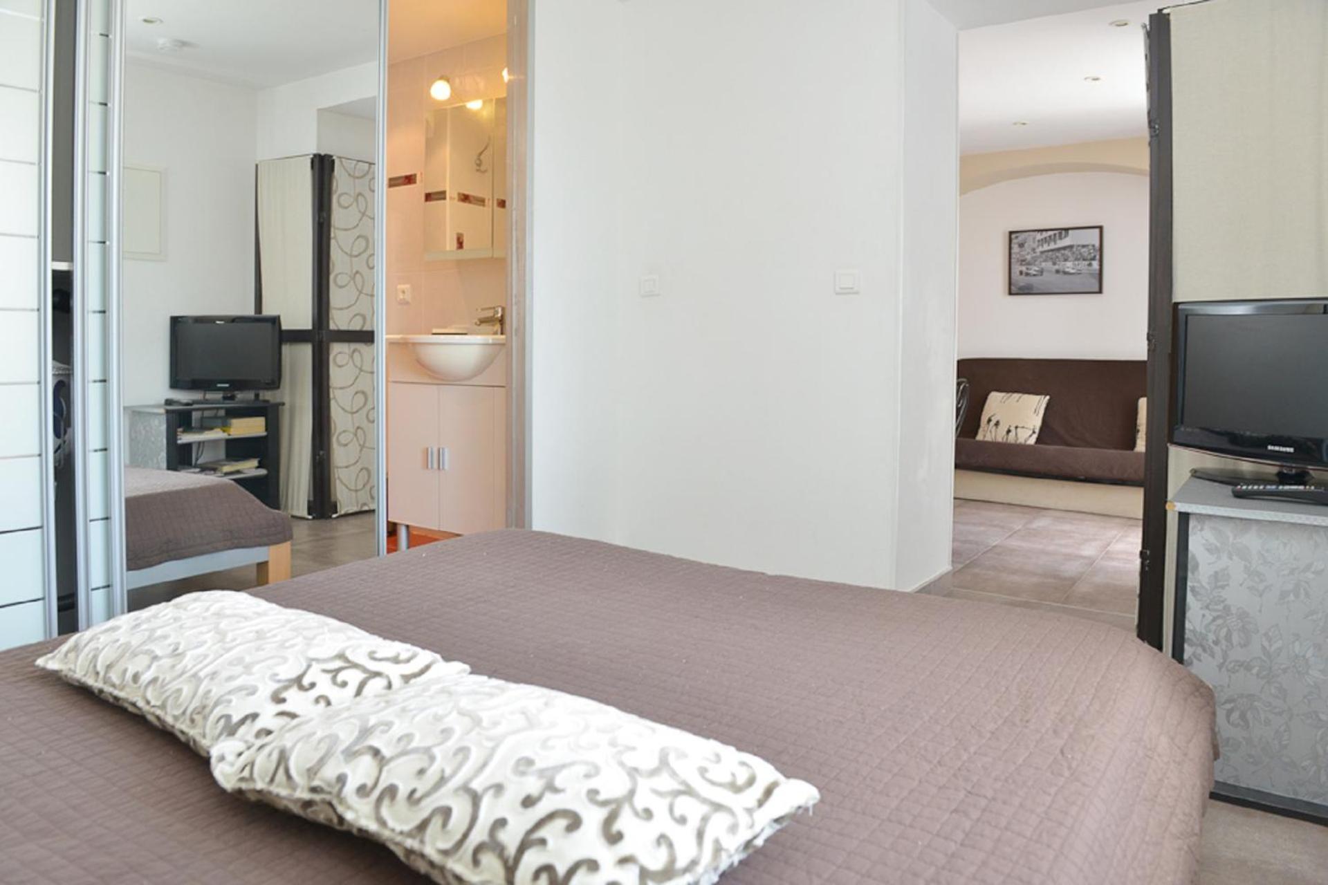 Le Mas D'Angeline, Vue Mer, Jardin Commun, Parking, Voiture Requise, 10 Min En Voiture De Monaco, Route Etroite, Pente Raide, Croisement Limite, Sea View, Shared Garden, Parking, Car Required, 10 Min Drive From Monaco, Narrow Steep Road, Limited Pass Beausoleil Esterno foto