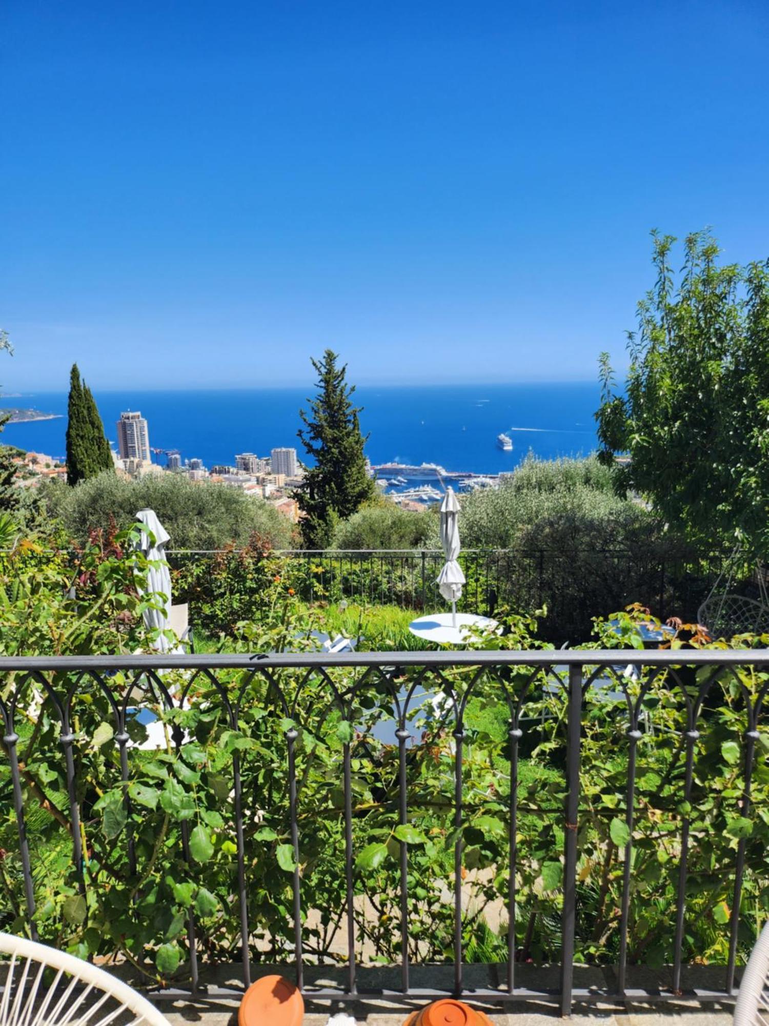 Le Mas D'Angeline, Vue Mer, Jardin Commun, Parking, Voiture Requise, 10 Min En Voiture De Monaco, Route Etroite, Pente Raide, Croisement Limite, Sea View, Shared Garden, Parking, Car Required, 10 Min Drive From Monaco, Narrow Steep Road, Limited Pass Beausoleil Esterno foto