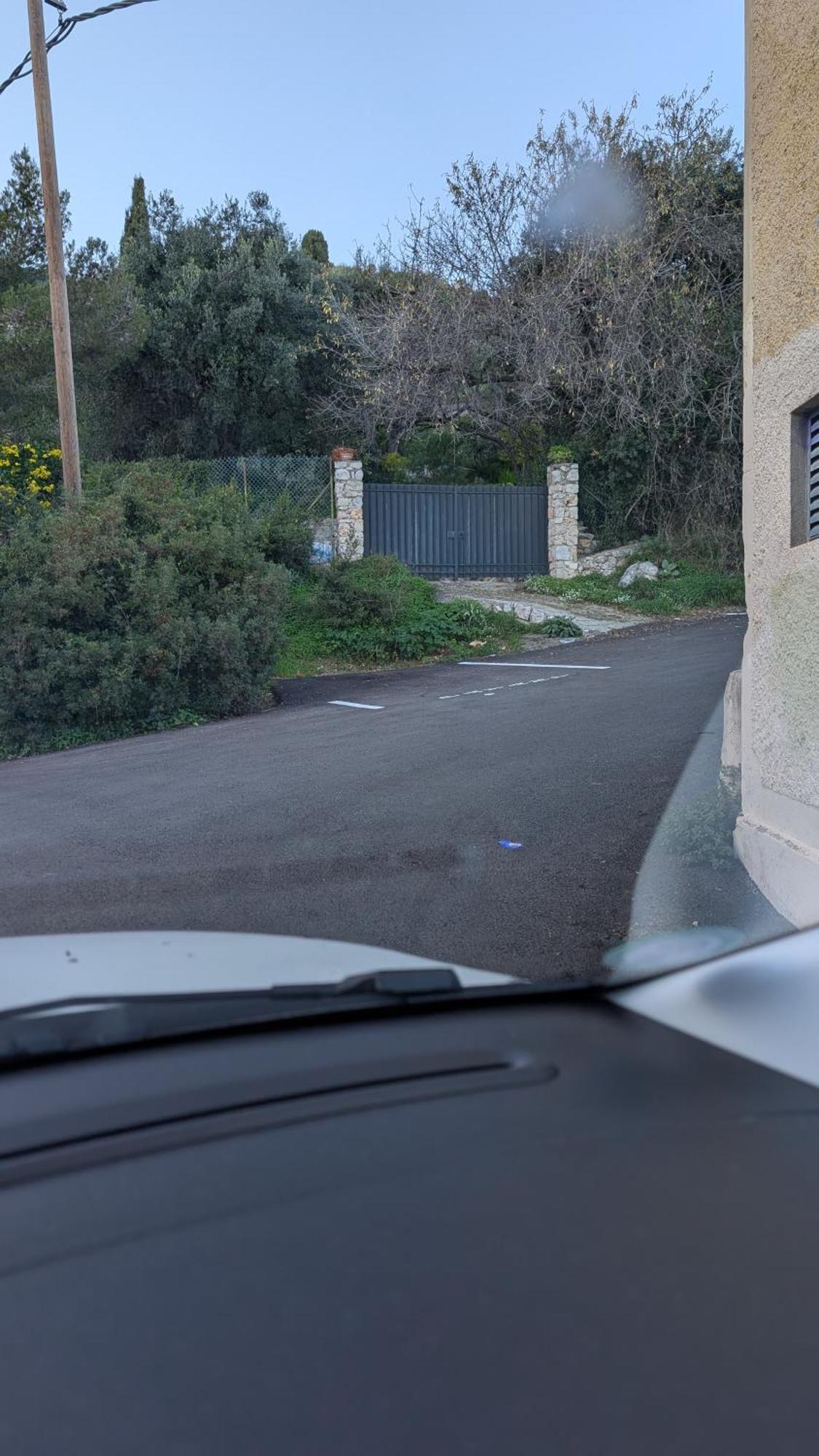Le Mas D'Angeline, Vue Mer, Jardin Commun, Parking, Voiture Requise, 10 Min En Voiture De Monaco, Route Etroite, Pente Raide, Croisement Limite, Sea View, Shared Garden, Parking, Car Required, 10 Min Drive From Monaco, Narrow Steep Road, Limited Pass Beausoleil Esterno foto