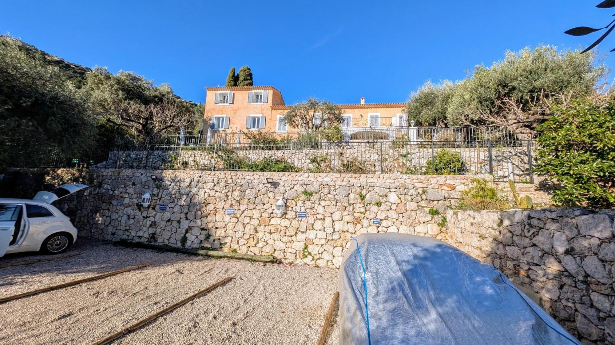Le Mas D'Angeline, Vue Mer, Jardin Commun, Parking, Voiture Requise, 10 Min En Voiture De Monaco, Route Etroite, Pente Raide, Croisement Limite, Sea View, Shared Garden, Parking, Car Required, 10 Min Drive From Monaco, Narrow Steep Road, Limited Pass Beausoleil Esterno foto