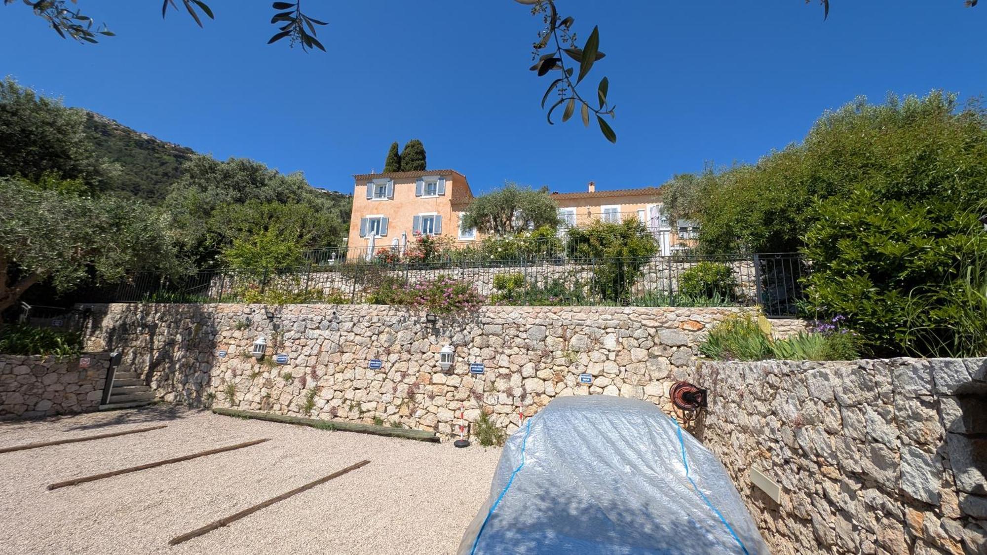 Le Mas D'Angeline, Vue Mer, Jardin Commun, Parking, Voiture Requise, 10 Min En Voiture De Monaco, Route Etroite, Pente Raide, Croisement Limite, Sea View, Shared Garden, Parking, Car Required, 10 Min Drive From Monaco, Narrow Steep Road, Limited Pass Beausoleil Esterno foto