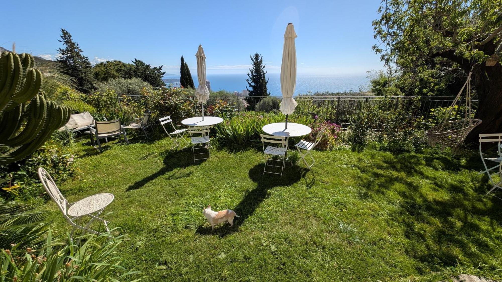 Le Mas D'Angeline, Vue Mer, Jardin Commun, Parking, Voiture Requise, 10 Min En Voiture De Monaco, Route Etroite, Pente Raide, Croisement Limite, Sea View, Shared Garden, Parking, Car Required, 10 Min Drive From Monaco, Narrow Steep Road, Limited Pass Beausoleil Esterno foto