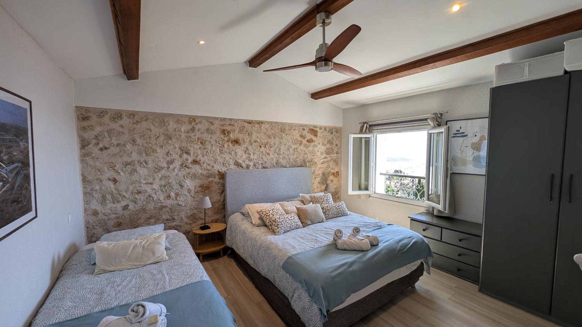 Le Mas D'Angeline, Vue Mer, Jardin Commun, Parking, Voiture Requise, 10 Min En Voiture De Monaco, Route Etroite, Pente Raide, Croisement Limite, Sea View, Shared Garden, Parking, Car Required, 10 Min Drive From Monaco, Narrow Steep Road, Limited Pass Beausoleil Esterno foto